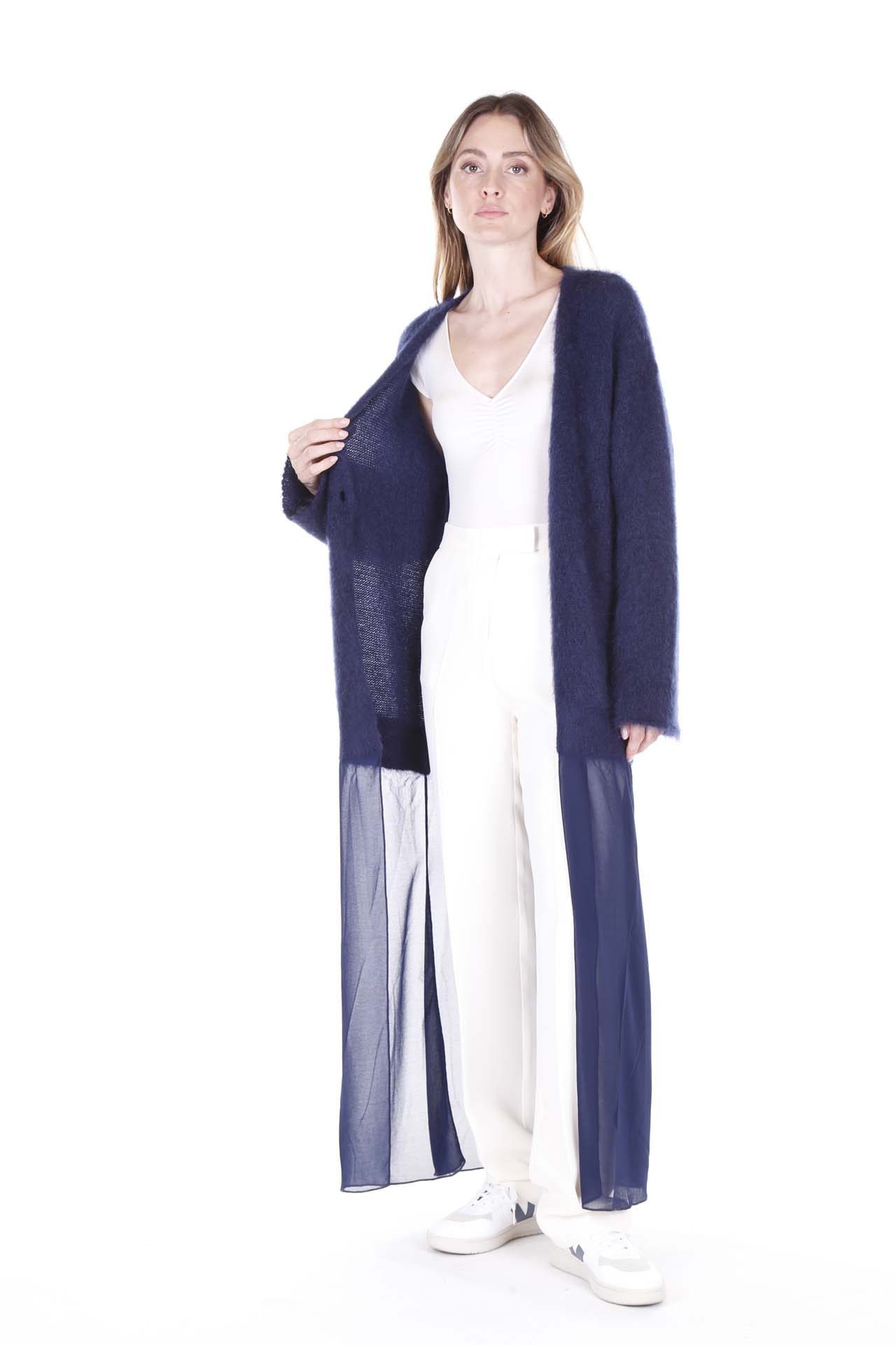 Erika Cavallini, Cardigan